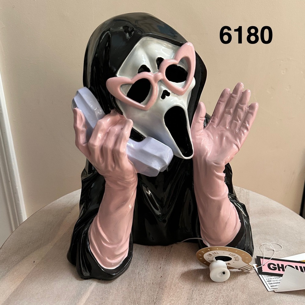 Ghoulish Ghost Face Scream Girl Phone Light Up Halloween Decor NWT Viral 2025